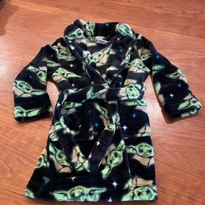 Star Wars Baby Yoda Robe size 4